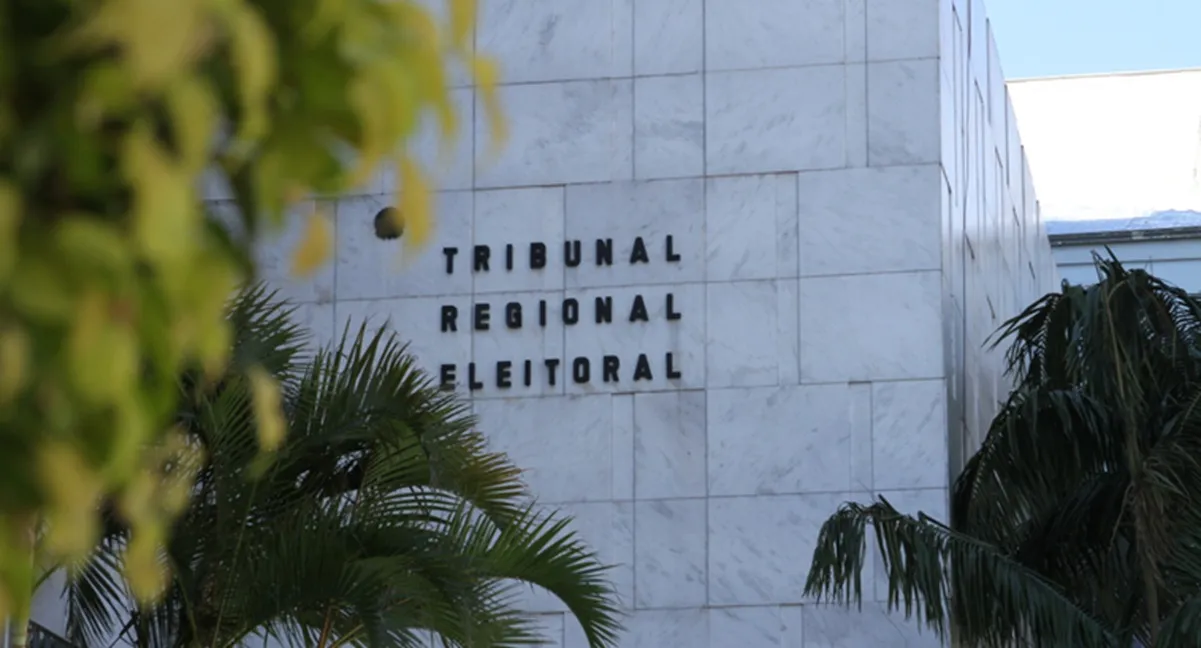 Exposição “1996: O RS entra na era da Urna Eletrônica”