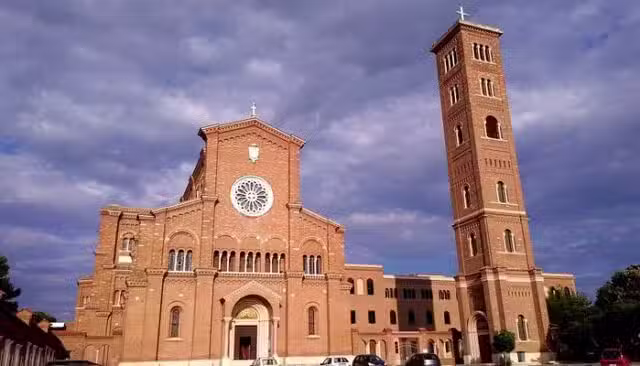 Festa del centenario della Basilica di Santa Teresa del Bambin Gesù