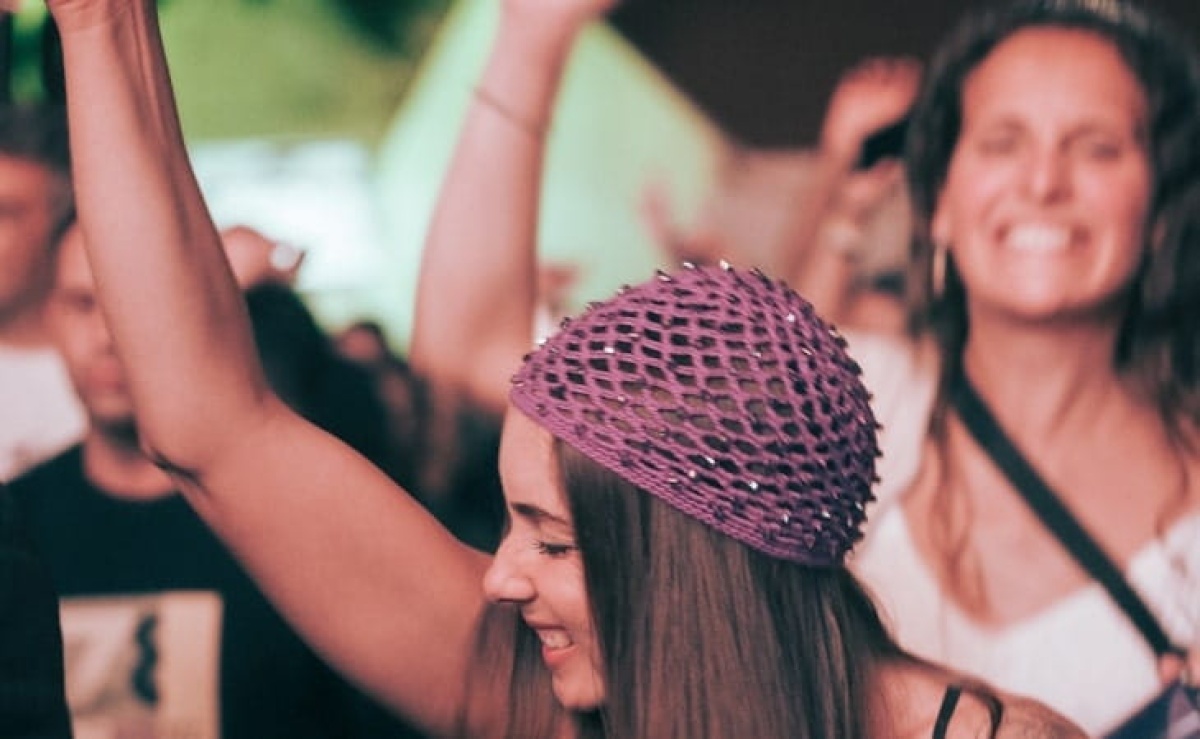 Festival F