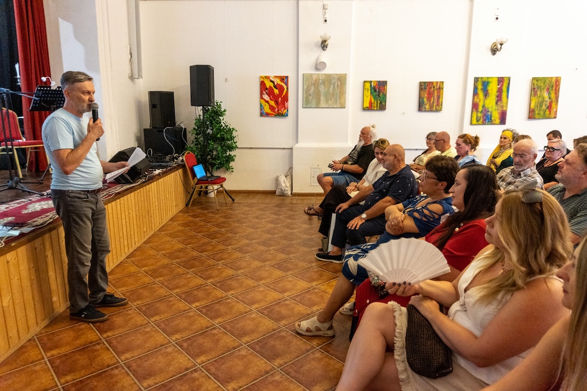 Medzinárodný letný poetický festival Po stranách Moravy