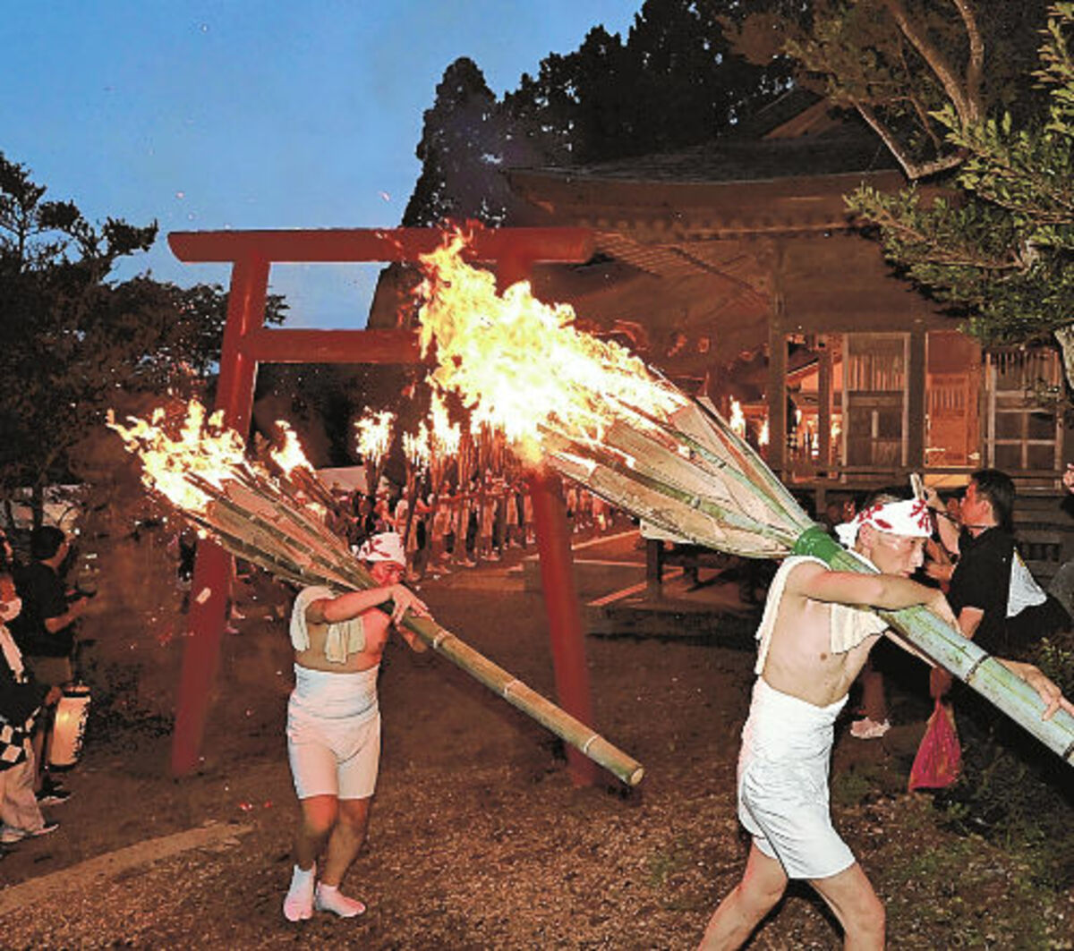 麓山の火祭り