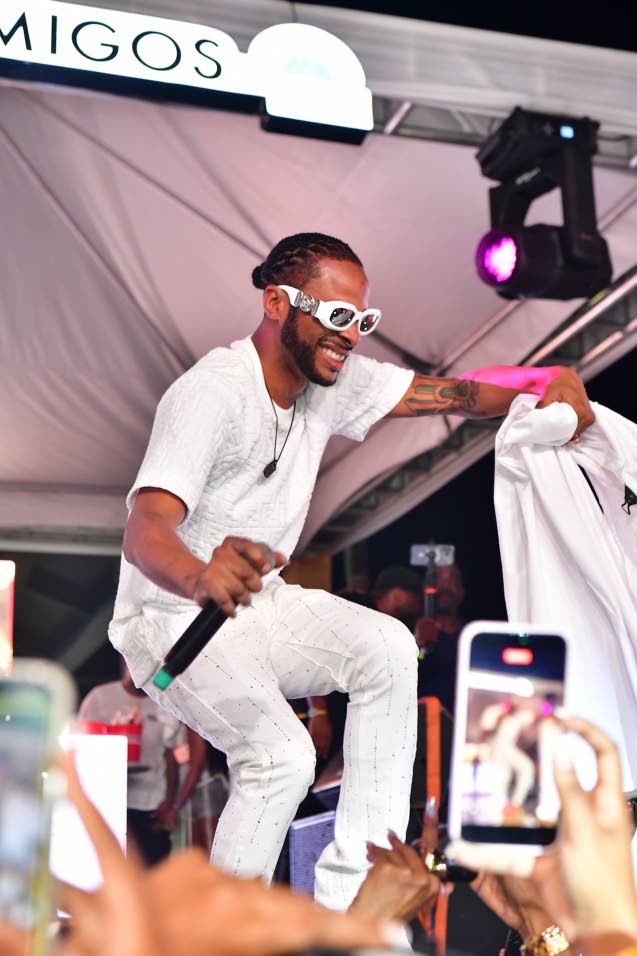 Dream Wknd
