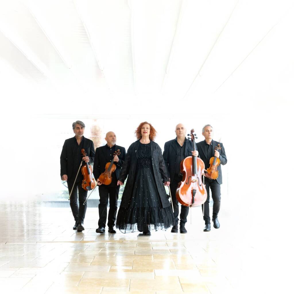 Sarah Jane Morris in concerto con il Solis String Quartet