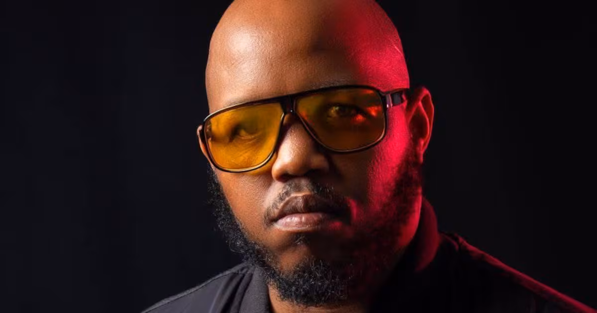 Andile Mbili One-Man Show
