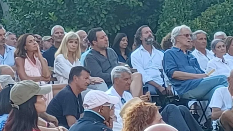 Concerto di Diodato dedicato a Fabrizio De André