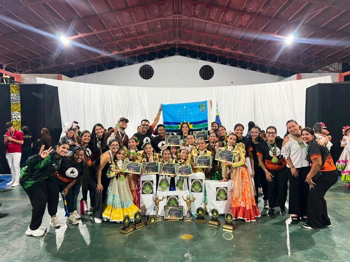Festival Nacional Infantil de Danzas "Tucandes de Oro"