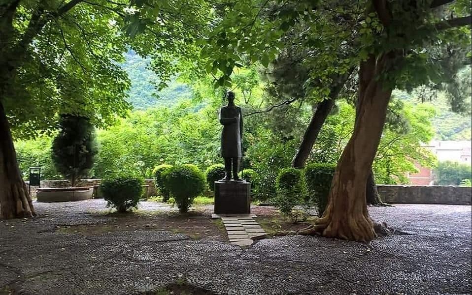 Noćni cvjetni festival “Korijen”