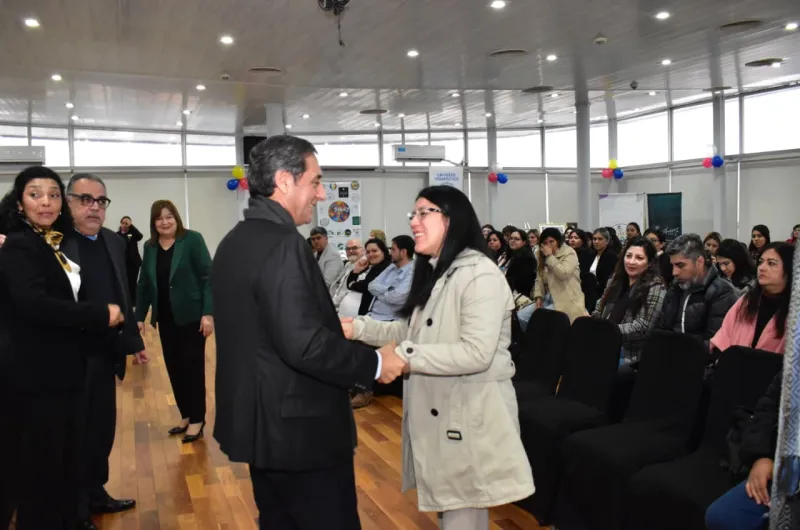 2° Expo Nacional y Provincial de Acompañamiento Terapéutico "THANIY" y 1° Feria del Libro AT