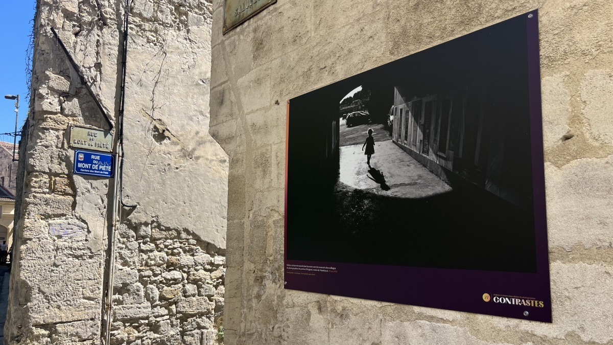 Exposition Contrastes