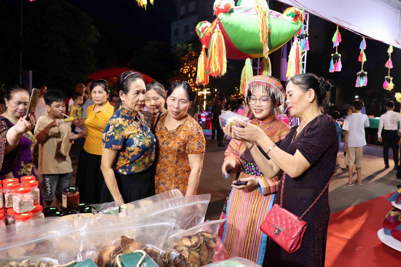 Festival nông sản, OCOP, làng nghề gắn kết du lịch - Tuyên Quang năm 2026