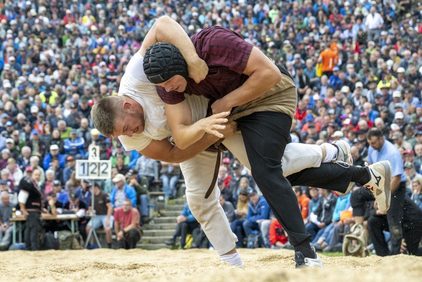 Fête de lutte du Jura bernois