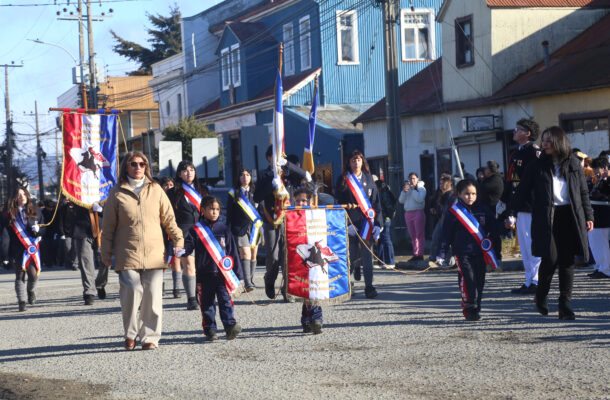 Desfile rinde homenaje a los 248 años de O’Higgins
