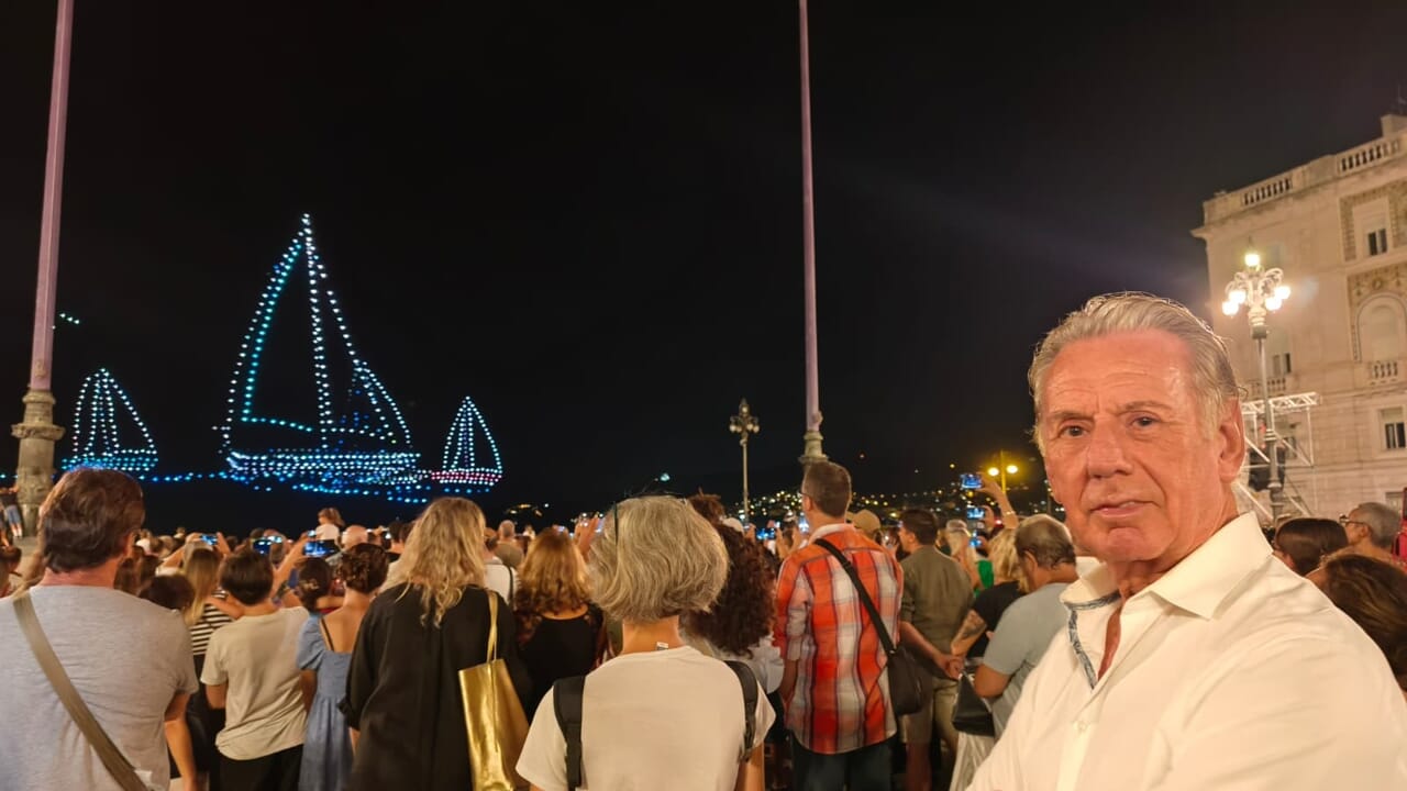 Spettacolo di droni