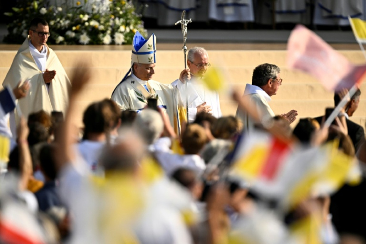 Messe du pape Léon XIV à Paris