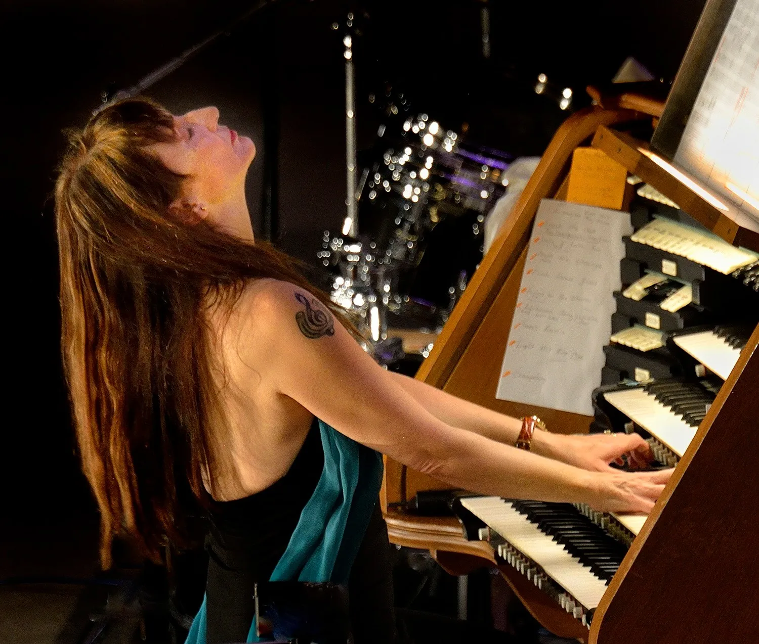 Carol Williams Organ Performance