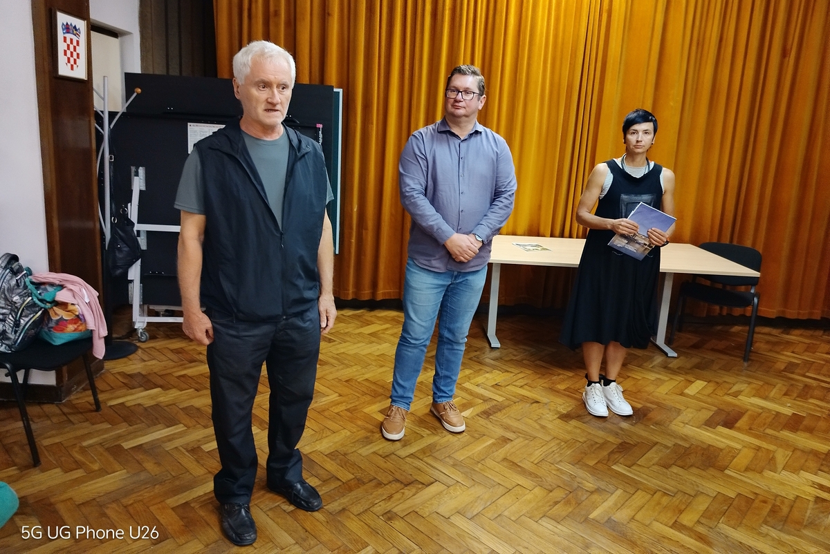 Izložba fotografija "Drvored"