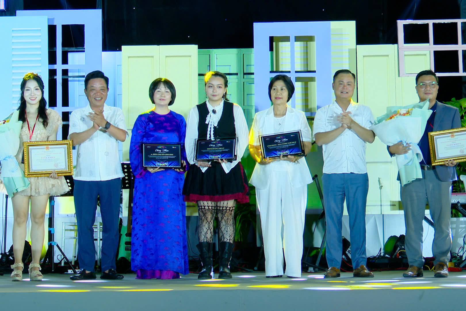 Chương trình nghệ thuật “Sắc màu Kiến An”