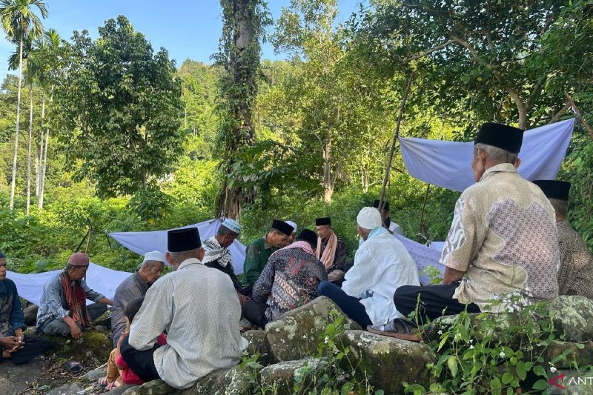 Padang Adat Festival