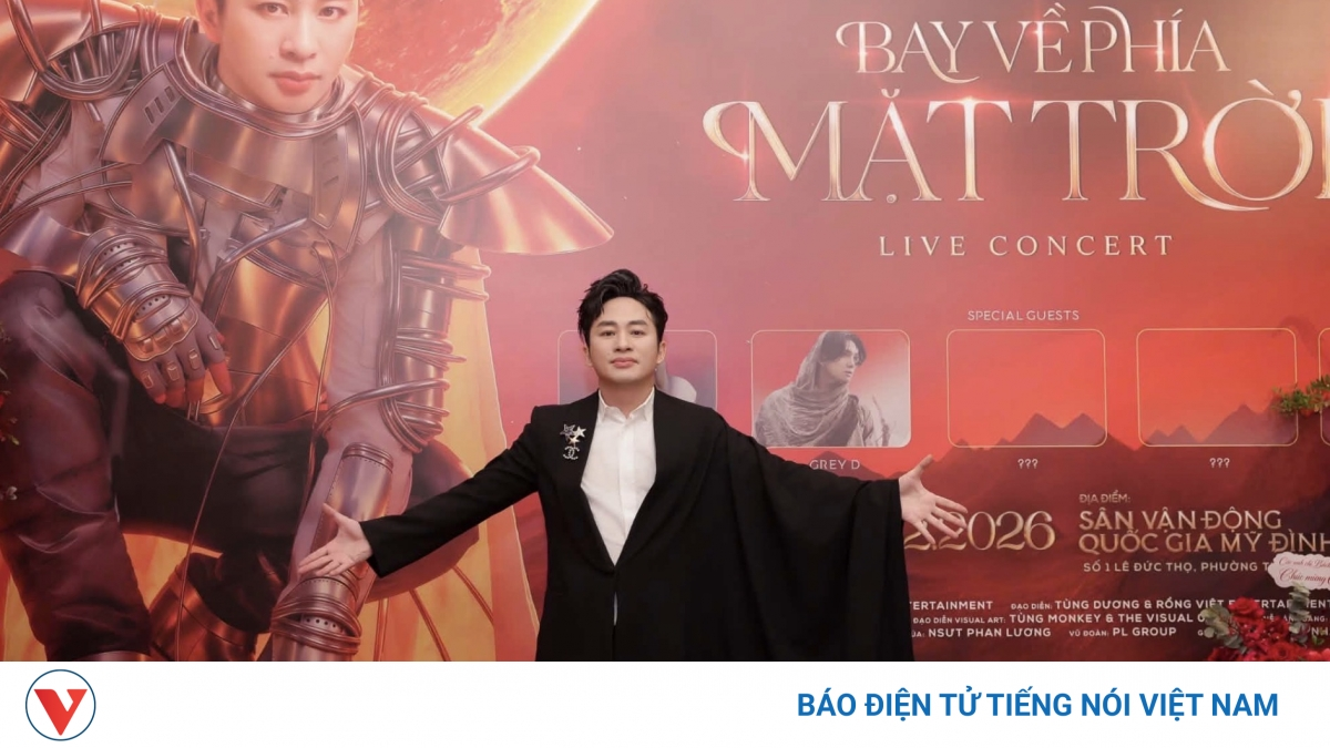 Live concert "Bay về phía mặt trời"