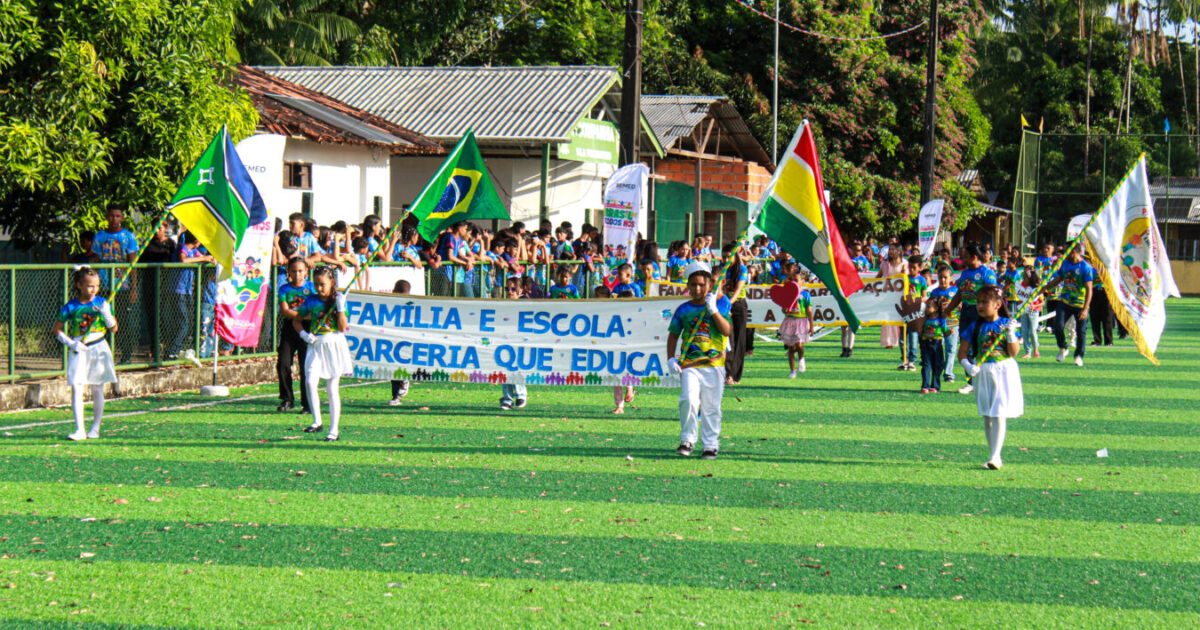 Desfile Cívico Municipal 2026