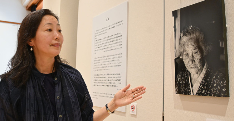 芸術家・岡本太郎が写した沖縄、写真展
