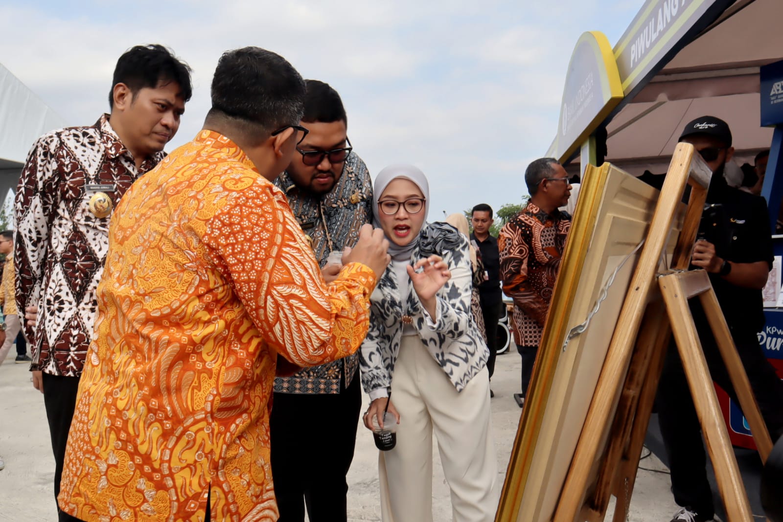 Semarak Festival Ekonomi Syariah Eks Karesidenan Banyumas (SELARAS) dan Festival Literasi 2026