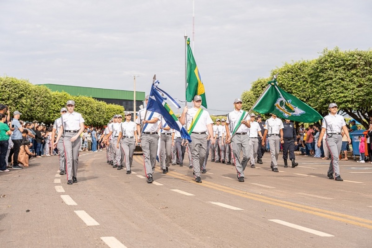 Desfile de 7 de Setembro em Lucas do Rio Verde