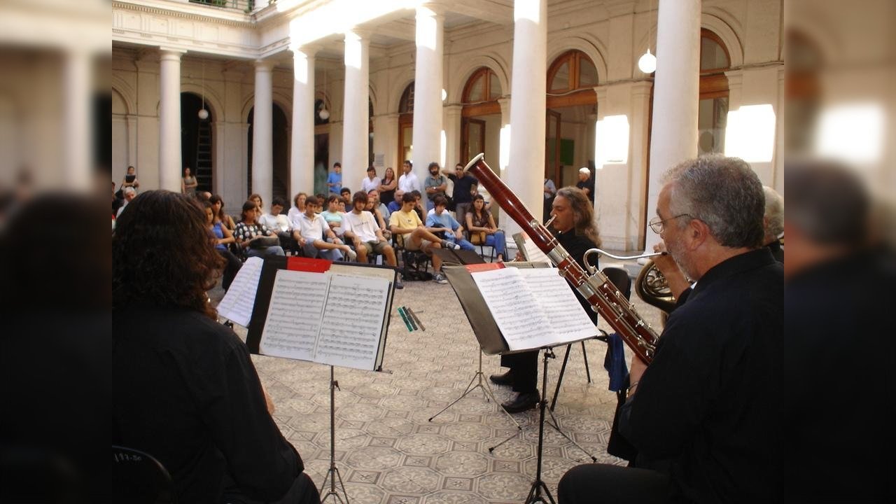 DATA MÚSICA