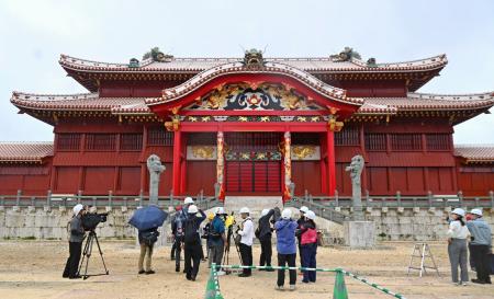 首里城正殿内部の一般公開
