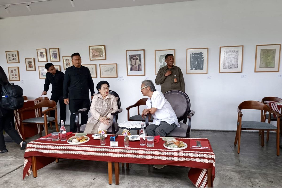 Pameran Seni "Mata Hati Soekarno"