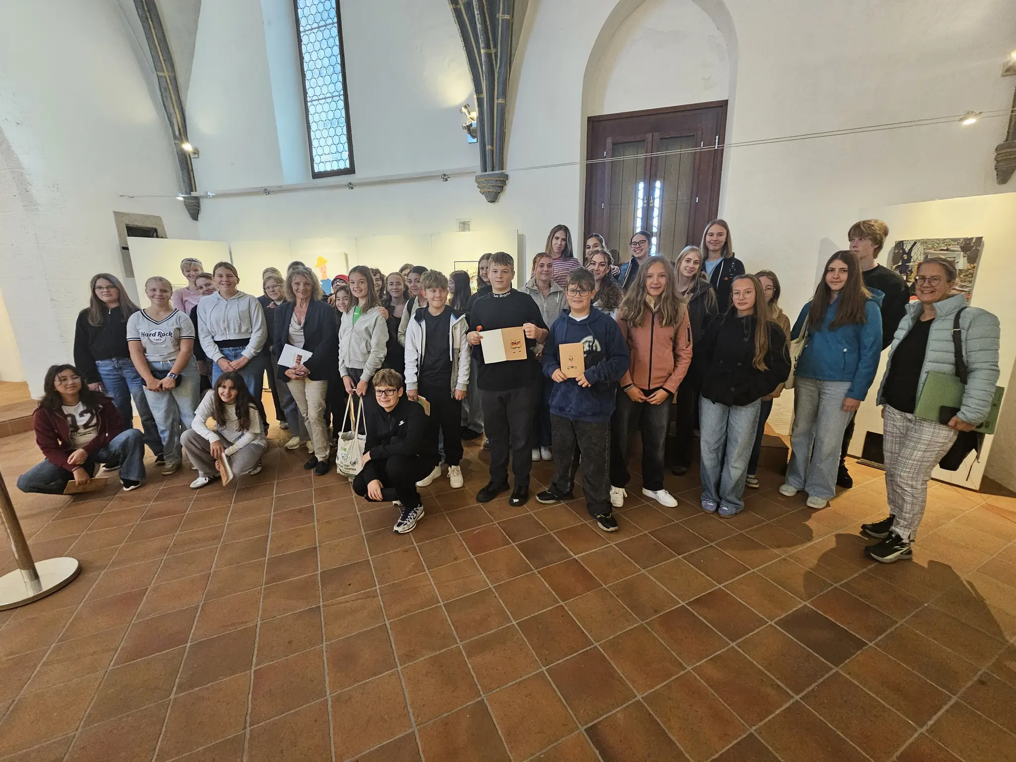 LESE-ZEICHEN II – Kreative Jugend