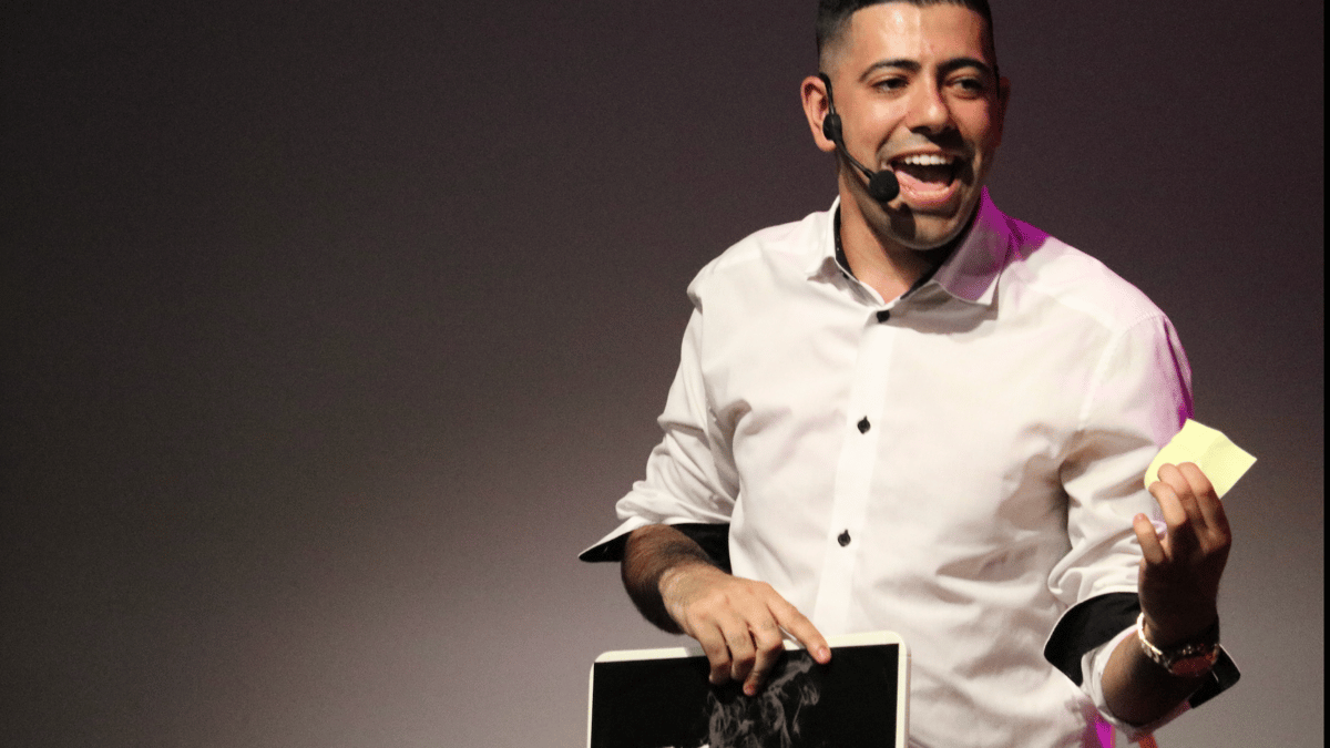 Mind Bender's magic show: Experience the Impossible