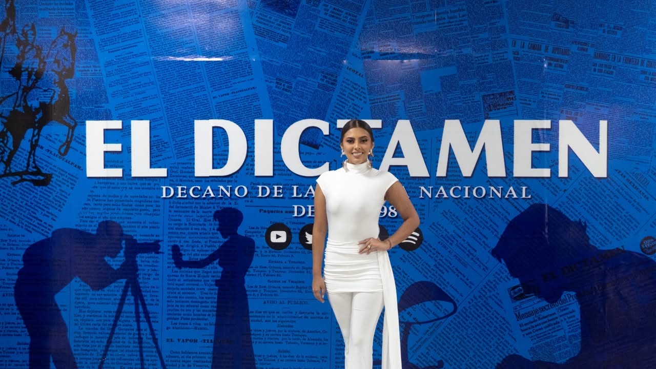 Carnaval de Veracruz 2027 (Primer paseo de inscripción de Indira Meneses)