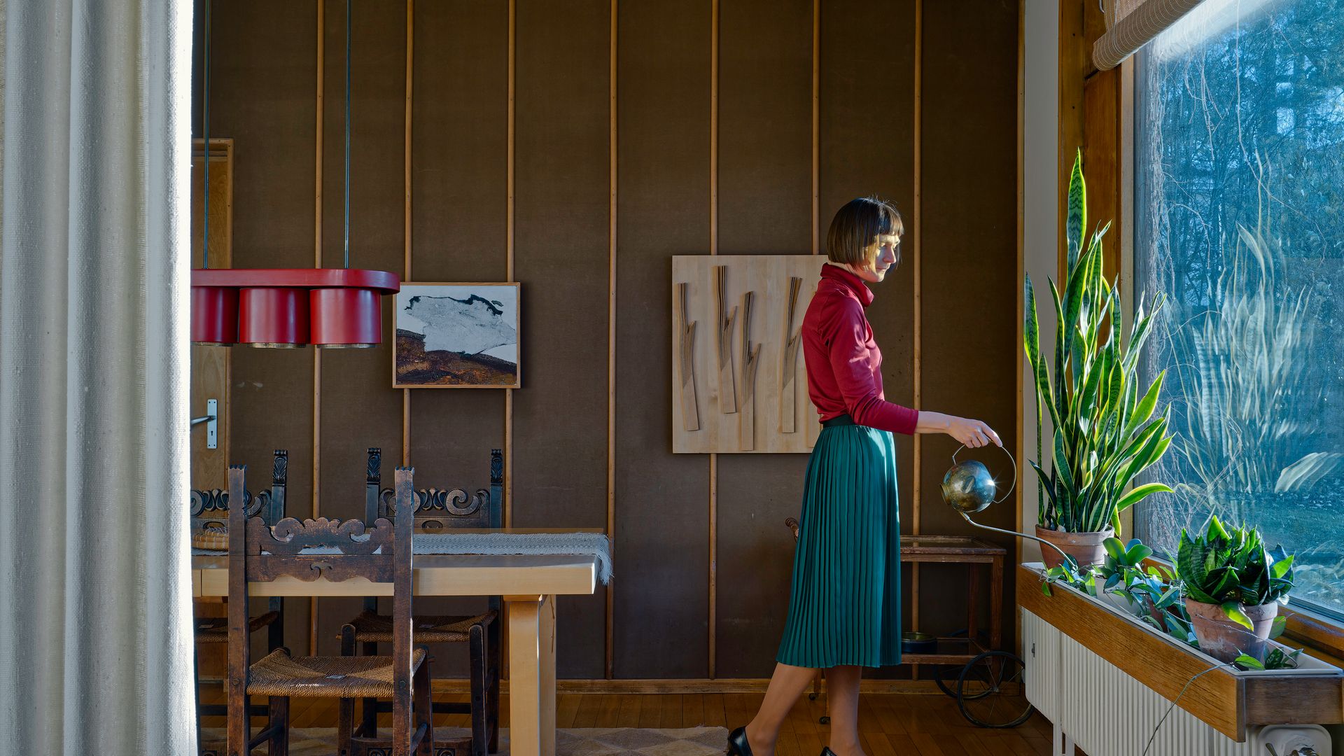 Naisia Aalloilla – An Exhibition By Lauri Astala And Elina Brotherus