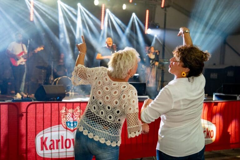 Proslava blagdana Male Gospe u Loparu