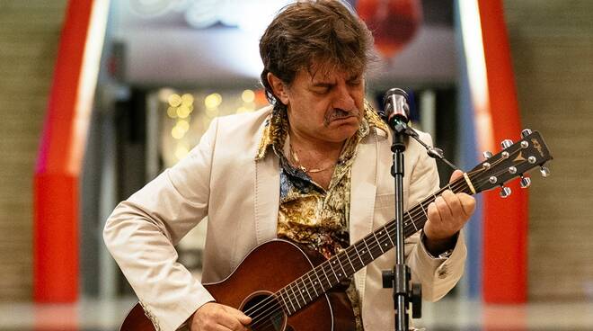 Peppe Voltarelli in concerto