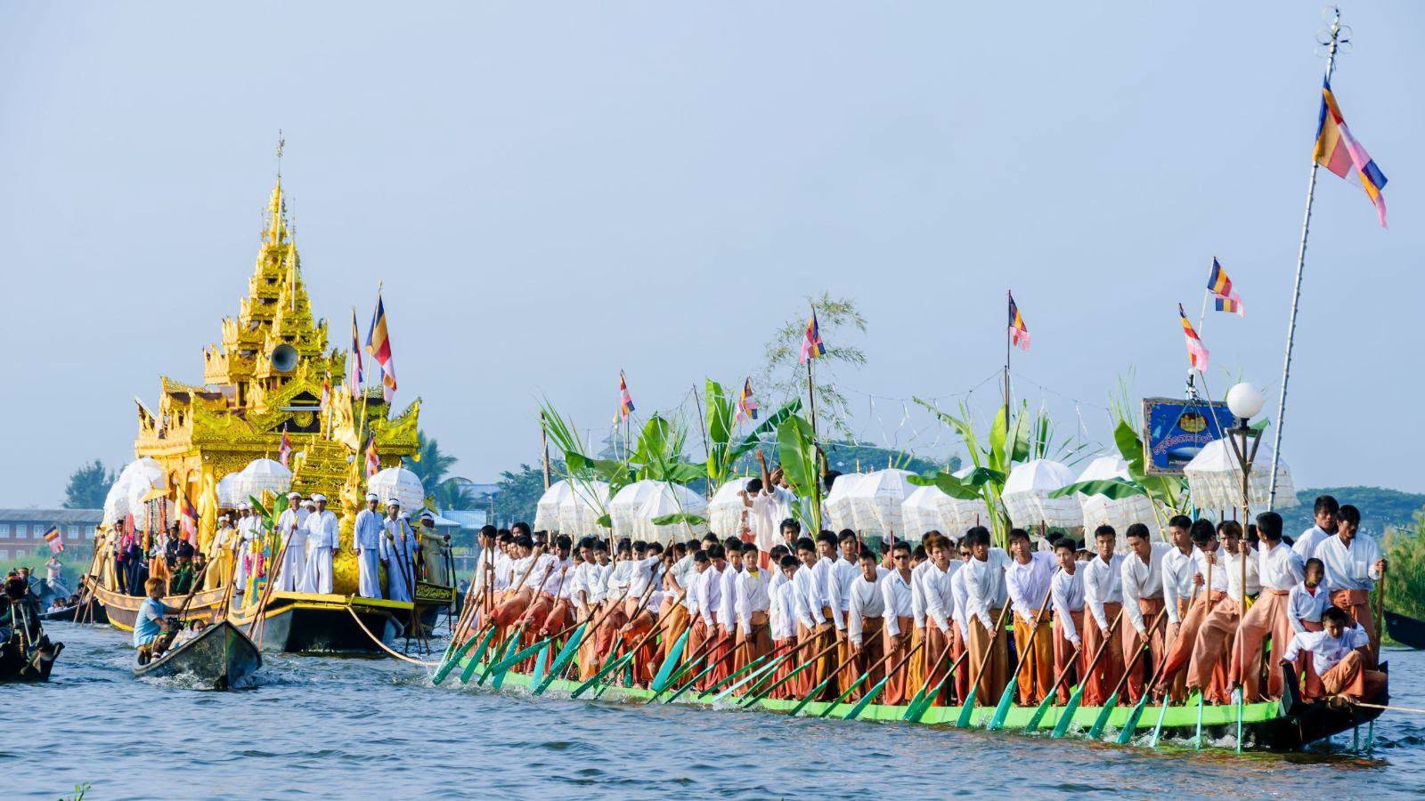 Inle Phaung Daw Oo Pagoda Festival