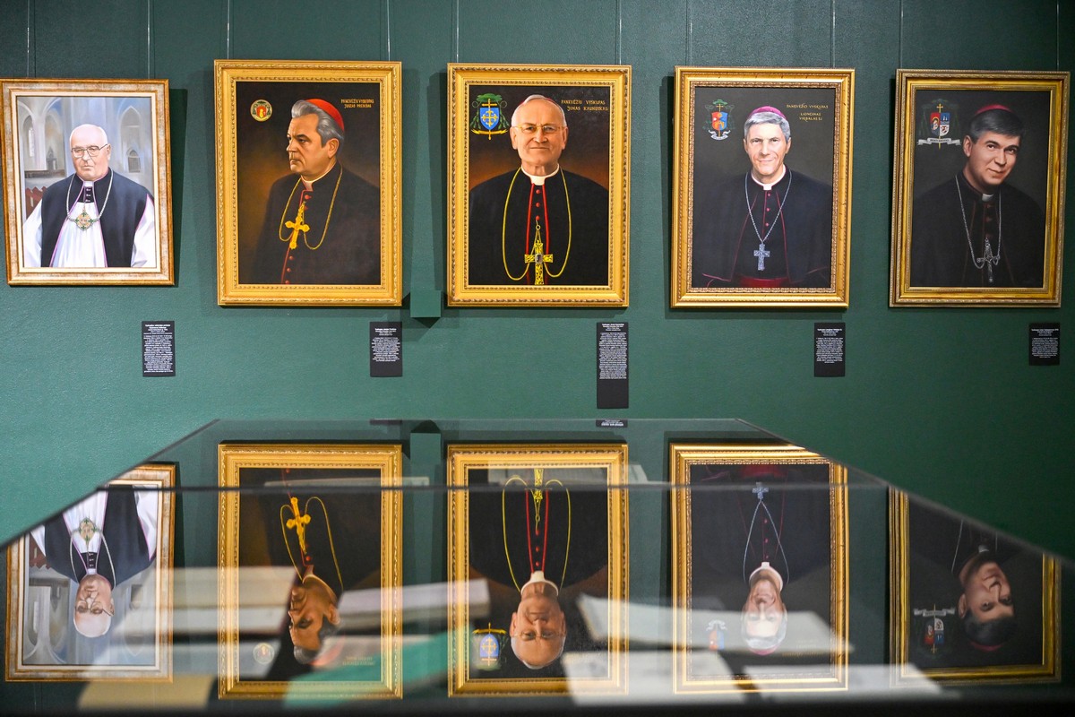 Nuo archyvų iki altorių: Panevėžio vyskupijai – 100