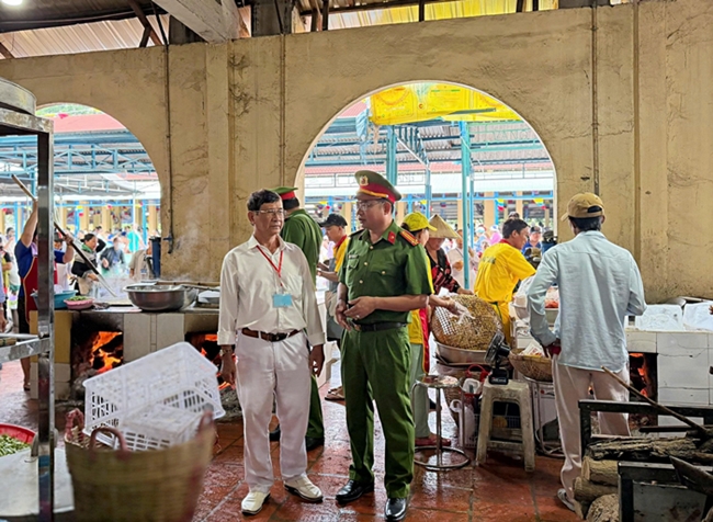 Đại lễ Hội Yến Diêu Trì Cung