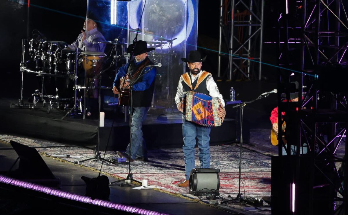 Concierto de Intocable en el Zócalo