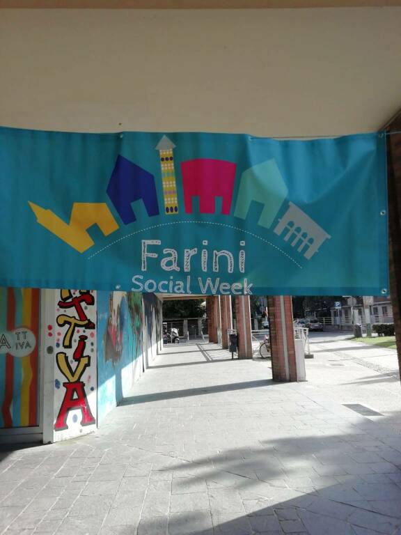 Farini social week