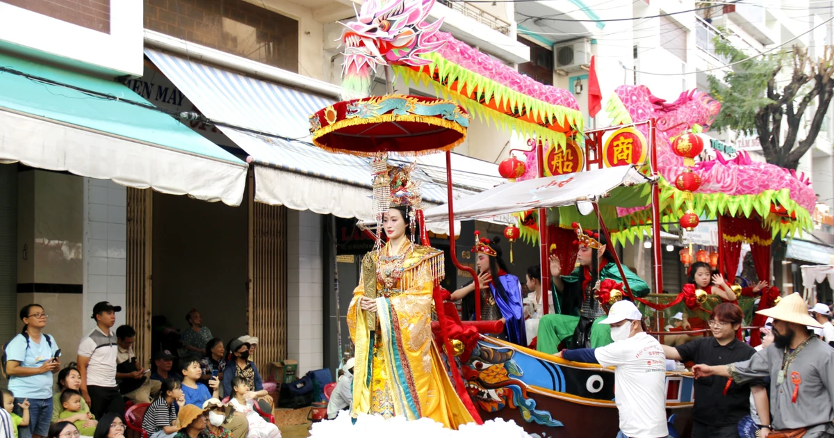 Lễ hội Trung Nguyên Kiến Tiêu Nghinh ông Quan Thánh Đế Quân xuất du