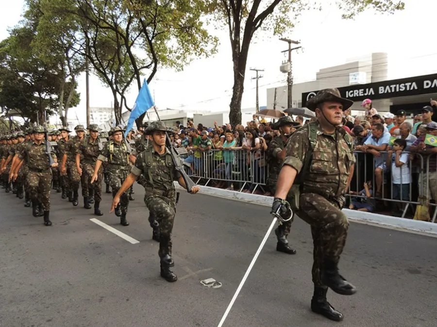 Desfile cívico-militar de 7 de Setembro