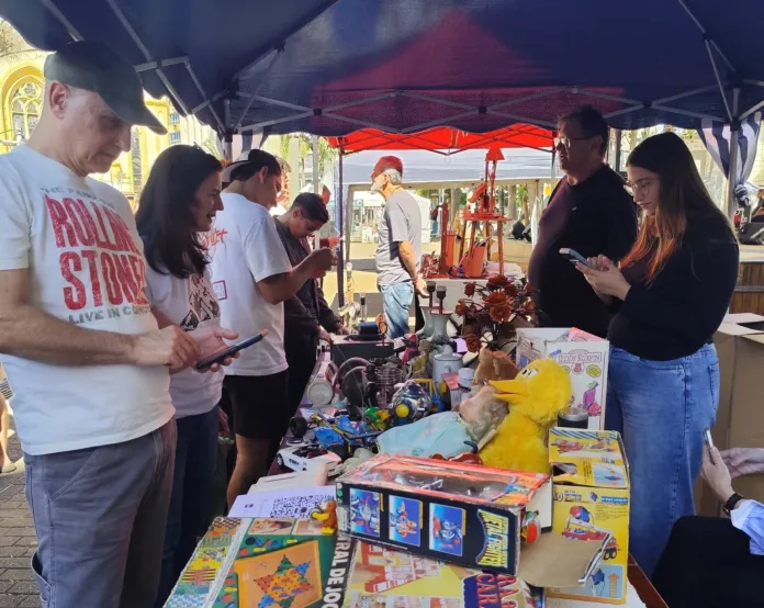 Feira de Artes Plásticas e Antiguidades