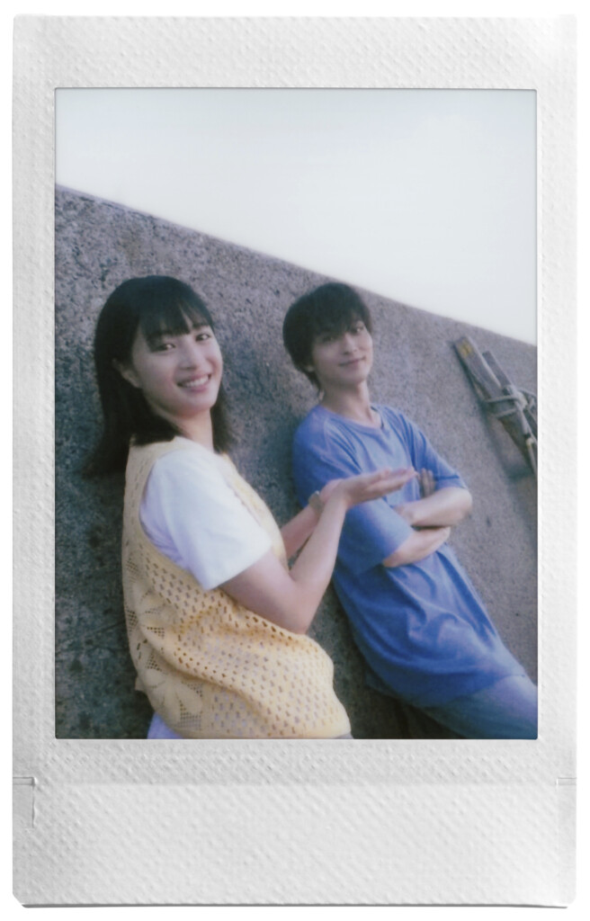 映画『汝、星のごとく』× instax™“チェキ” ふたりの時間をたどる写真展