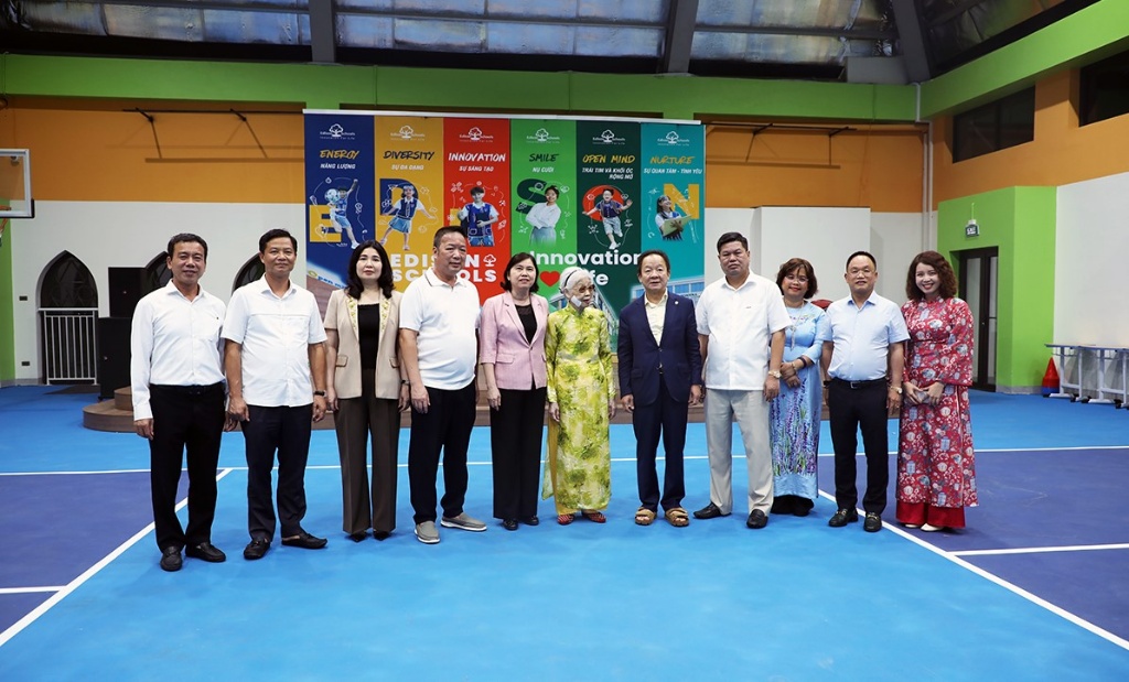 Chương trình nghệ thuật tổng hợp với chủ đề “Rực rỡ non sông”