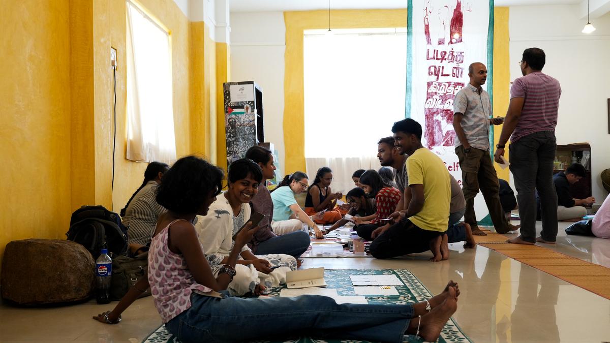 Padithavudan Kizhithuvidavum