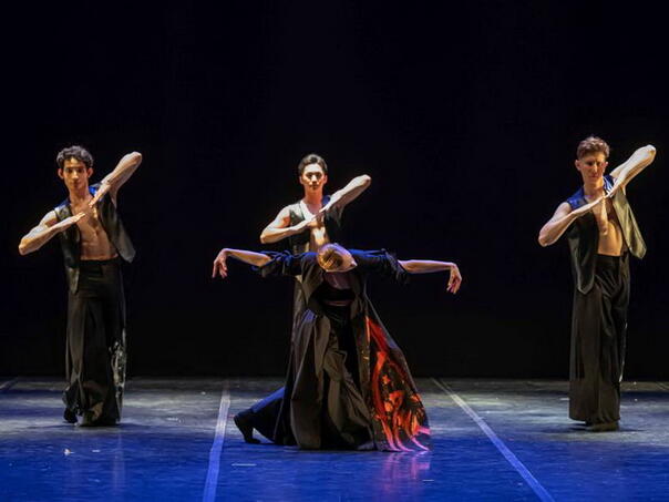 Baletni klasik "Bolero" i koncert hora Opere NPS
