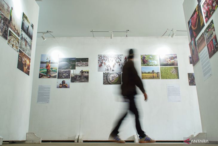 Pameran foto Tanah, Pangan dan Harapan