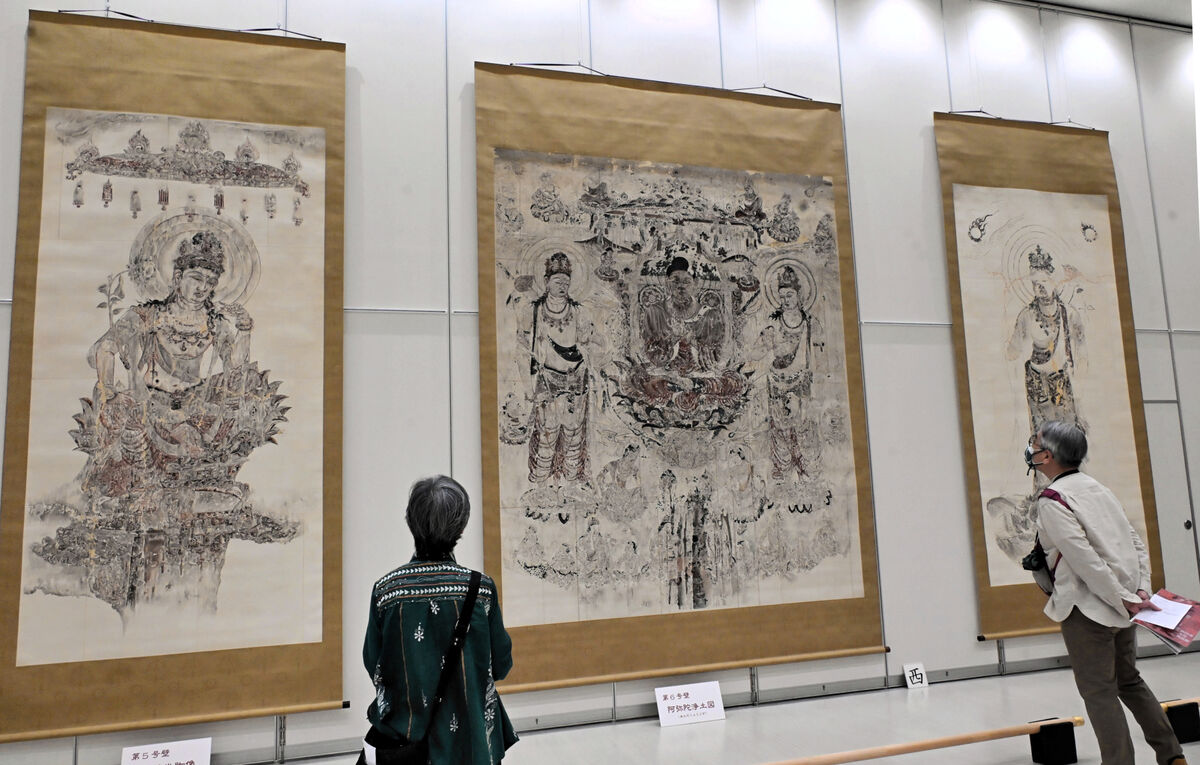 法隆寺金堂壁画を模写した鈴木空如の作品を公開する特別展
